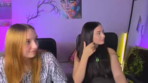 Snapshot of odri_sweet chatting on October 13, 3:23 pm odri_sweet online show from October 13, 3:23 pm