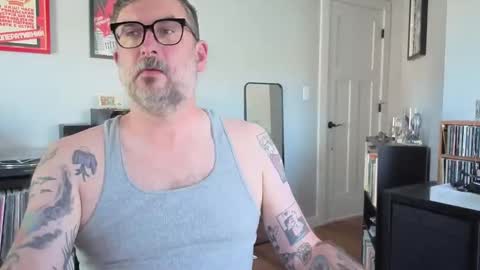 Office Dad online show from October 2, 6:26 pm