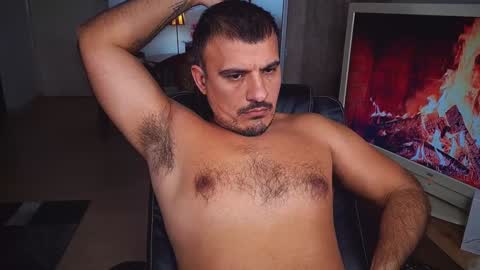 Snapshot of officeman7 chatting on December 13, 8:47 pm officeman7 online show from December 13, 8:47 pm