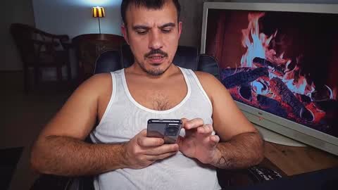 Snapshot of officeman7 chatting on January 4, 5:26 pm officeman7 online show from January 4, 5:26 pm