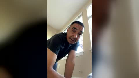 ofuentes online show from June 23, 12:41 am
