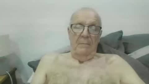 Snapshot of oggi95 chatting on September 21, 6:53 pm oggi95 online show from September 21, 6:53 pm