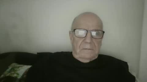 oggi95 online show from December 1, 4:01 pm