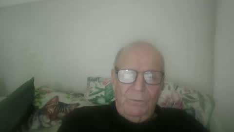oggi95 online show from February 9, 3:27 pm