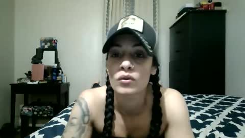 Lit en Cama online show from December 21, 6:42 am