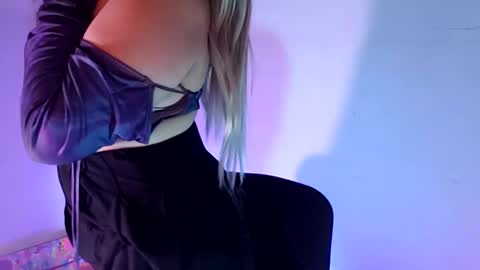 Oh xxxLt4 online show from February 1, 12:05 pm