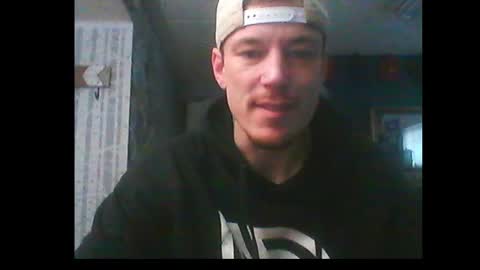 who dares  toss me some  tips lets have fun online show from December 23, 11:06 pm