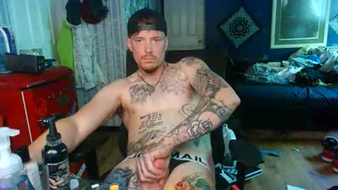 Snapshot of oh_you_know69 chatting on April 29, 5:30 pm who dares toss me some tips lets have fun online show from April 29, 5:30 pm