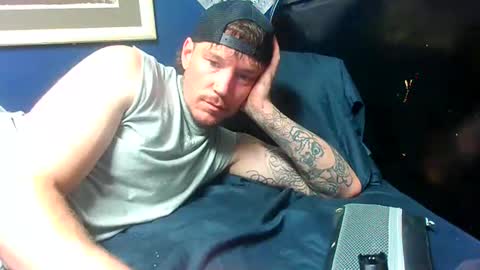 Snapshot of oh_you_know69 chatting on May 4, 5:25 am who dares toss me some tips lets have fun online show from May 4, 5:25 am