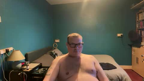 Snapshot of ohdannyboy2026 chatting on May 21, 5:42 pm ohdannyboy2026 online show from May 21, 5:42 pm