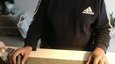 Snapshot of ohfck11 chatting on December 11, 12:34 pm Chubby Gary online show from December 11, 12:34 pm