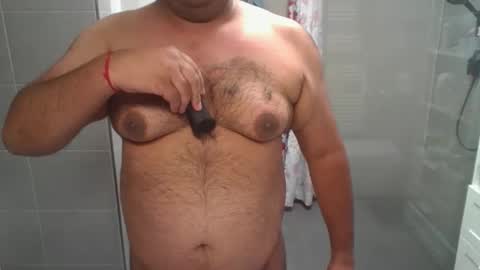 Snapshot of ohfck11 chatting on November 12, 9:25 pm Chubby Gary online show from November 12, 9:25 pm