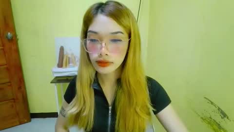 ohmyalessandraxcx online show from December 20, 7:43 pm