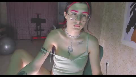 Kmmy online show from February 21, 9:32 pm