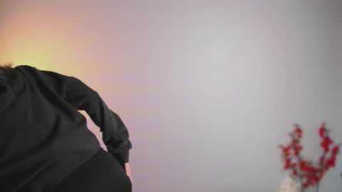 Emi and Ohpi online show from March 25, 2:01 pm