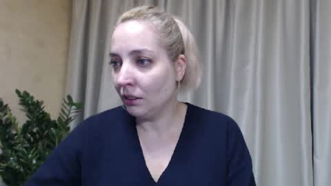 Mari online show from November 9, 9:18 am