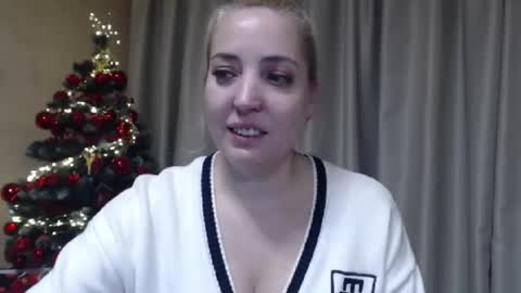 Mari online show from December 19, 6:26 pm