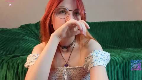 Yumi online show from March 29, 7:03 pm