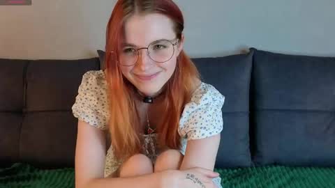 Yumi online show from May 28, 7:22 pm
