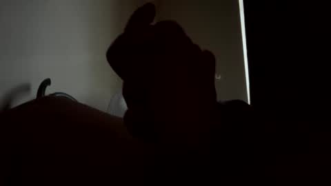 oil_it_up online show from November 11, 8:31 pm