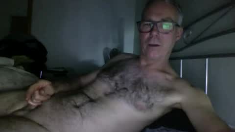 oiledcouple1 online show from September 16, 10:27 am