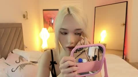 Ami online show from May 30, 12:24 pm