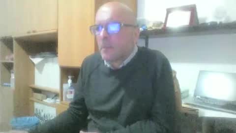 Snapshot of olak21 chatting on November 18, 4:55 pm olak21 online show from November 18, 4:55 pm