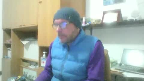 Snapshot of olak21 chatting on November 25, 9:53 am olak21 online show from November 25, 9:53 am