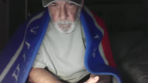 Snapshot of old_bald63 chatting on May 23, 9:13 am old_bald63 online show from May 23, 9:13 am