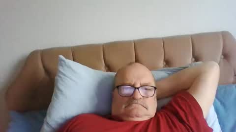 Snapshot of old_fkr chatting on December 23, 10:32 am old_fkr online show from December 23, 10:32 am