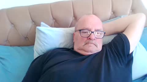 Snapshot of old_fkr chatting on January 16, 9:37 am old_fkr online show from January 16, 9:37 am