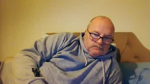 Snapshot of old_fkr chatting on January 23, 5:42 pm old_fkr online show from January 23, 5:42 pm