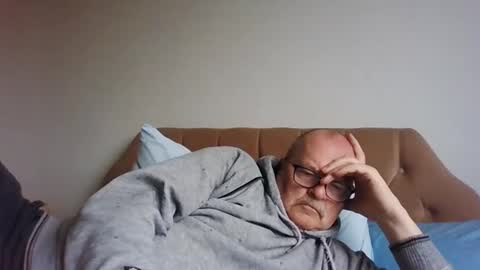 Snapshot of old_fkr chatting on January 26, 9:51 am old_fkr online show from January 26, 9:51 am