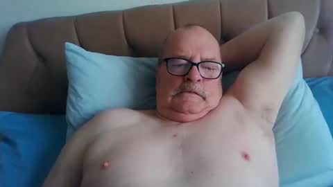 Snapshot of old_fkr chatting on February 5, 8:54 am old_fkr online show from February 5, 8:54 am