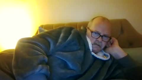 Snapshot of old_fkr chatting on February 10, 4:52 am old_fkr online show from February 10, 4:52 am