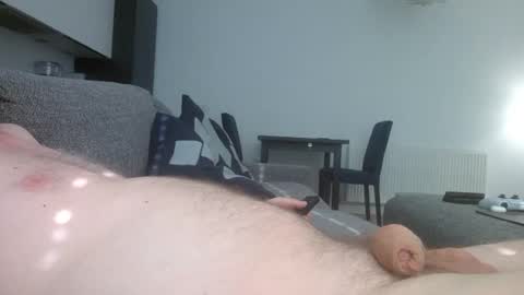 Snapshot of oldandgrey123 chatting on July 18, 6:12 pm HeyIts Just Me online show from July 18, 6:12 pm