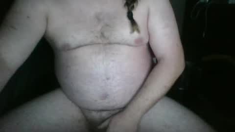 Snapshot of oldballs402 chatting on December 29, 4:05 am Oldballs402 online show from December 29, 4:05 am