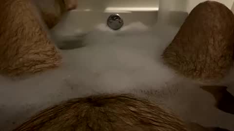 Snapshot of oldbones2 chatting on January 28, 1:50 am oldbones2 online show from January 28, 1:50 am