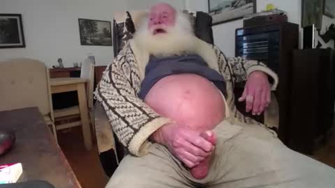 oldfucker9 online show from December 1, 12:04 am