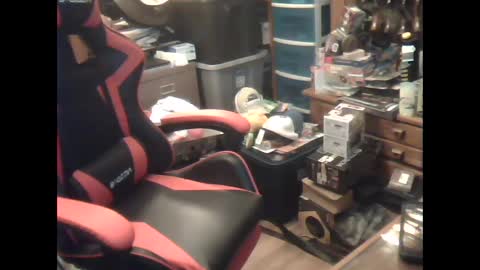 oldman196262 online show from September 15, 2:39 pm