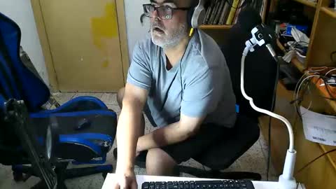 olegariooticario784770 online show from May 29, 7:56 pm