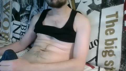 Snapshot of olegbravoo chatting on December 7, 8:11 am olegbravoo online show from December 7, 8:11 am