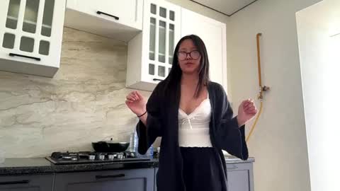 Snapshot of olenerowley chatting on May 30, 7:49 am Janey online show from May 30, 7:49 am