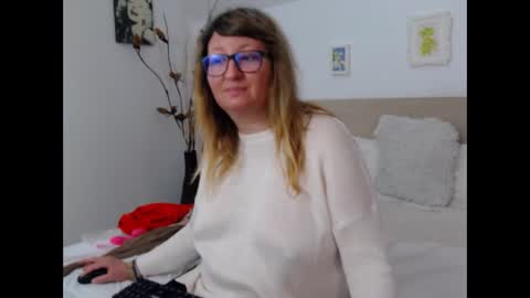 Olga Pavlova online show from April 22, 12:07 pm