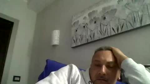 Snapshot of olimpio1230 chatting on October 15, 9:15 pm olimpio1230 online show from October 15, 9:15 pm