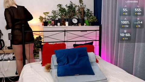 OliSunny Olivia online show from December 31, 2:19 am