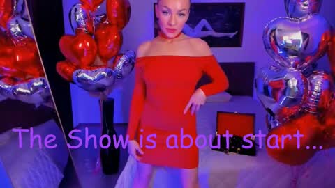 Snapshot of oliva_candy chatting on February 13, 5:44 pm oliva_candy online show from February 13, 5:44 pm