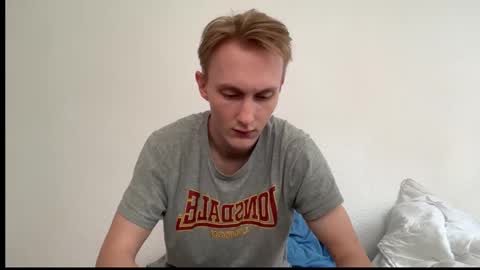 Snapshot of oliver_and_thomas chatting on October 19, 2:50 pm Oliver and Thomas online show from October 19, 2:50 pm