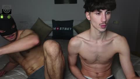 Snapshot of oliver_baker chatting on December 1, 4:29 pm Oliver Kaen online show from December 1, 4:29 pm