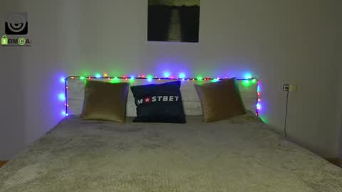 Snapshot of oliver_baker chatting on December 27, 3:04 pm Oliver Kaen online show from December 27, 3:04 pm